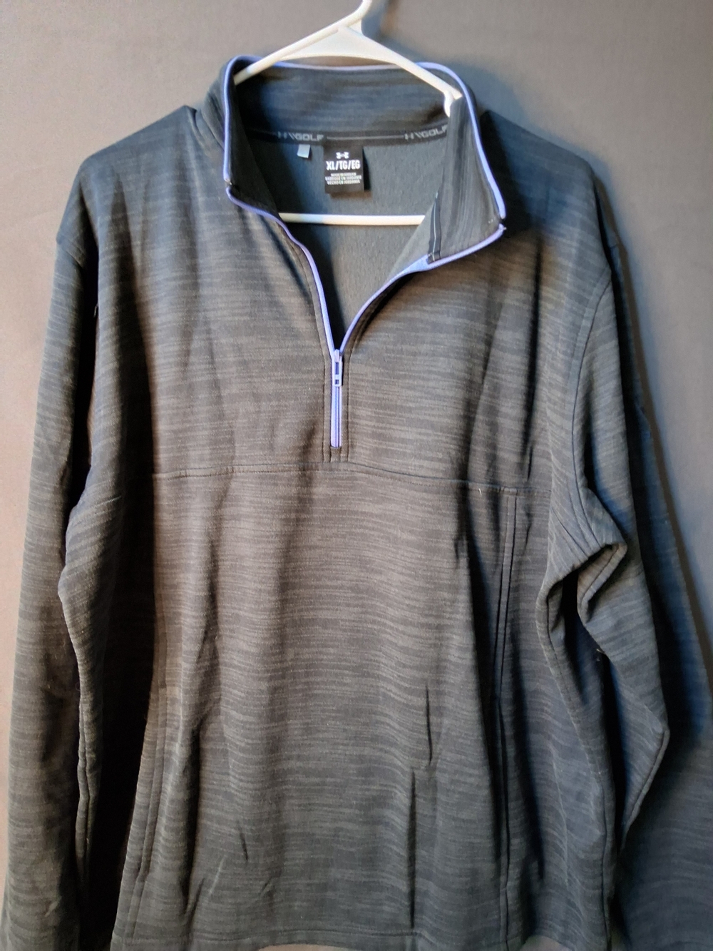 Under Armour Men's Dark Gray Quarter-Zip Sweater With Pockets